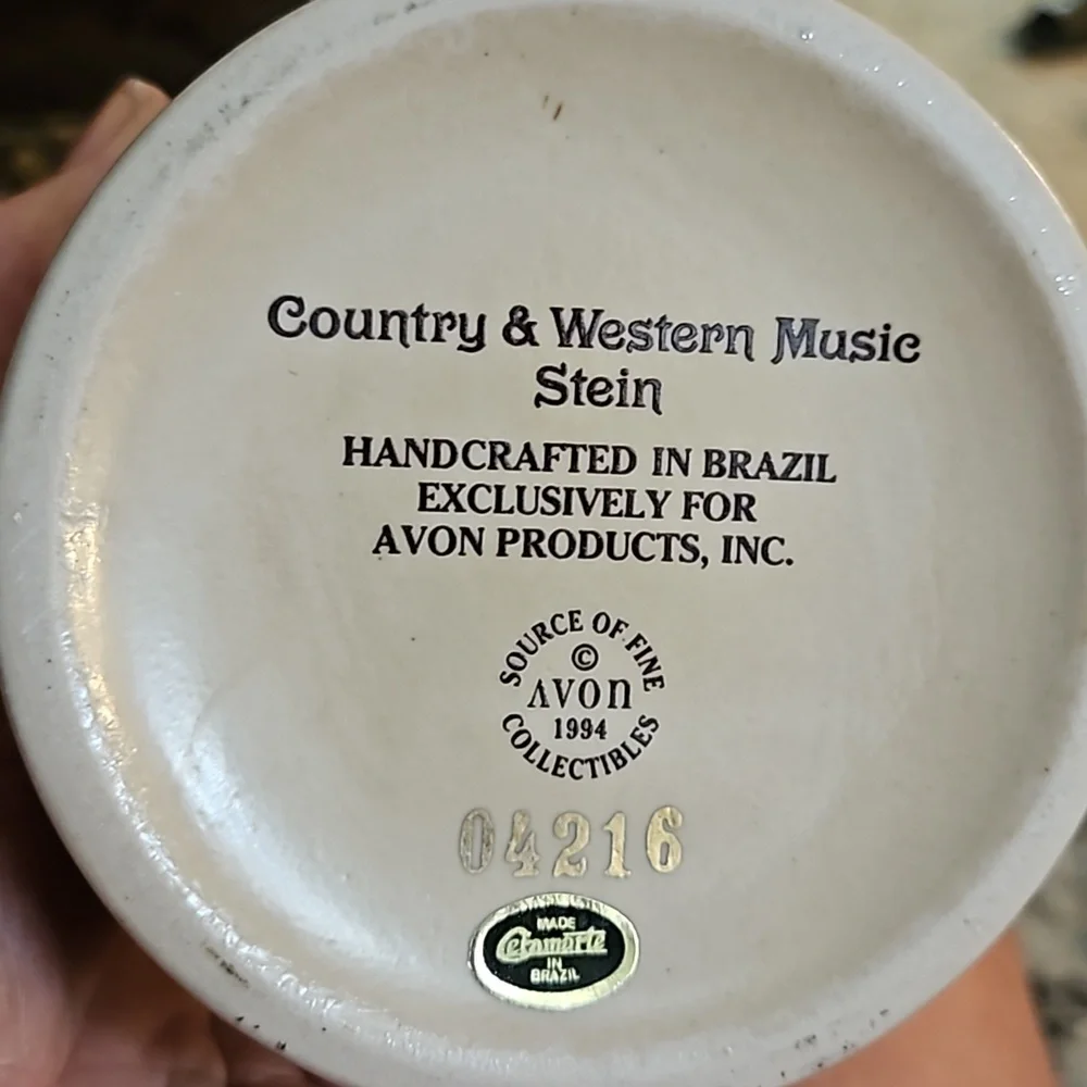 AVON 3D COUNTRY ceramic Lidded Beer Stein Mug Cup